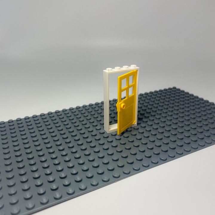 Actual product image LEGO Door 1x4x6 yellow door + white frame - NEW - 50x (LEGO Accessories)