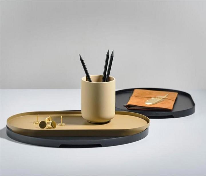 Actual product image Zone Denmark Serving platter Singles 35 cm x 23 cm, Black