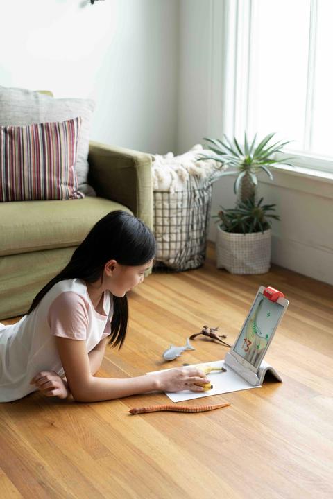 Image du produit Play Osmo Kit Genius pour iPad avec base Osmo (E) (Anglais)