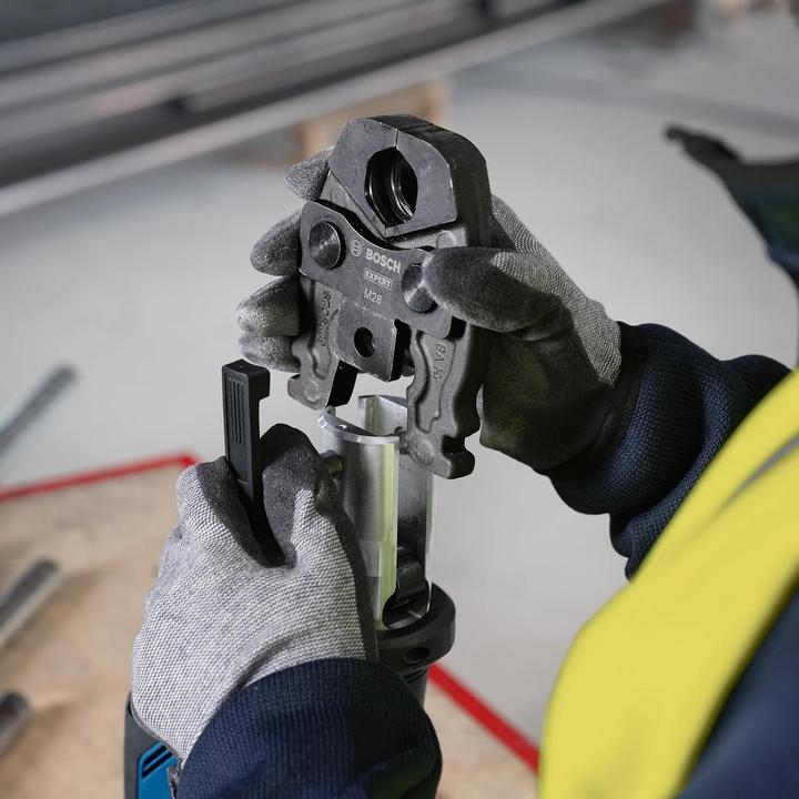 Actual product image Bosch Professional Battery press tool