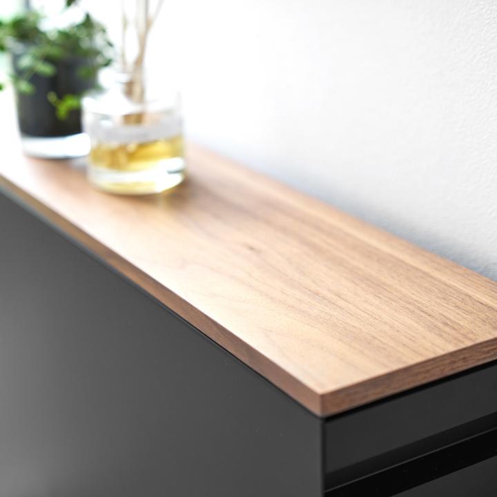 Produktbild Yamazaki Auszieh-Regal mit Holzablage TOWER (140 x 56 x 55 cm)