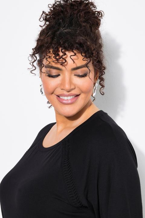 Actual product image Ulla Popken Textured Seam Short Sleeve Stretch-Fit Tee (62)