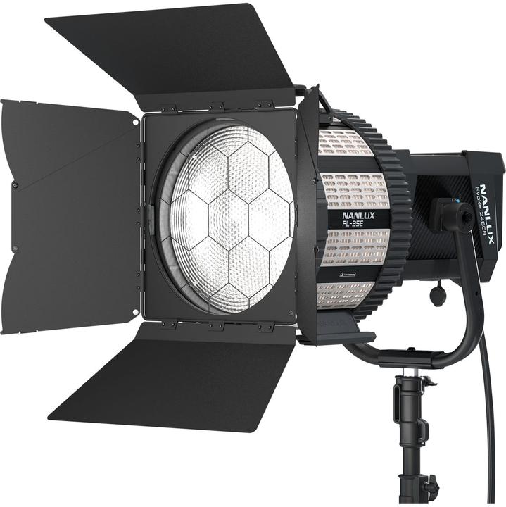 Immagine prodotto Nanlux FL-35E Motorized Fresnel Lens 15-46 Degrees (NX-FL35E) (Luce studio)