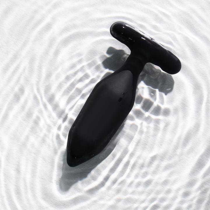 Actual product image Je Joue Onyx Anal Plug Vibrating Black