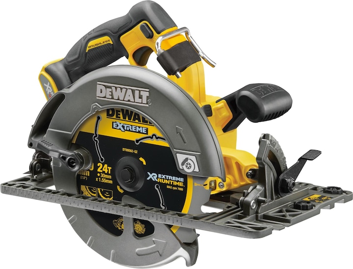DeWalt Cordless handheld circular saw