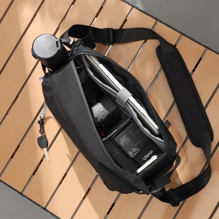 Image du produit Ulanzi BP11 Crossbody Camera Bag 8L