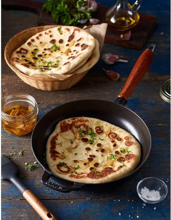 Actual product image Staub Vintage frying pan black, 24 cm (24 cm, Frying pan, Cast iron)