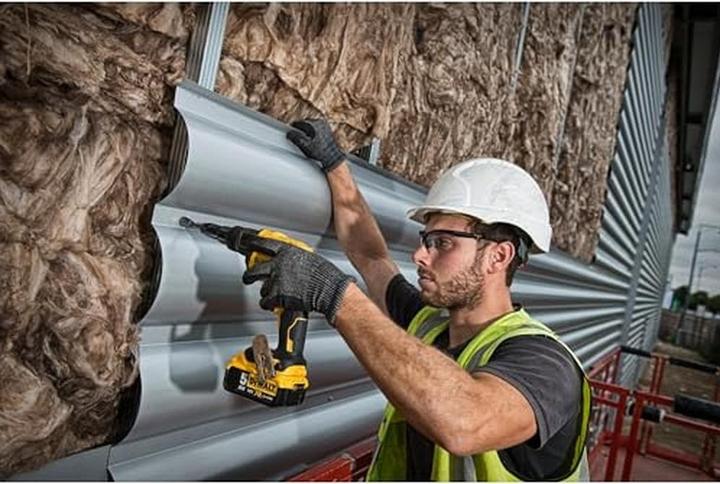 Image du produit DeWalt Visseuse universelle sans fil 18V DCF622NT