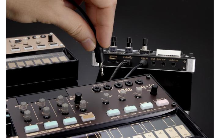 Actual product image Korg Volca FM2