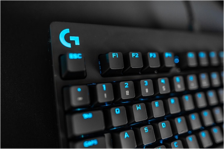 Logitech G Pro (DE, Cable)