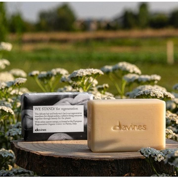 Produktbild Davines Regeneration Hair & Body Wash Bar (Flüssiges Shampoo)