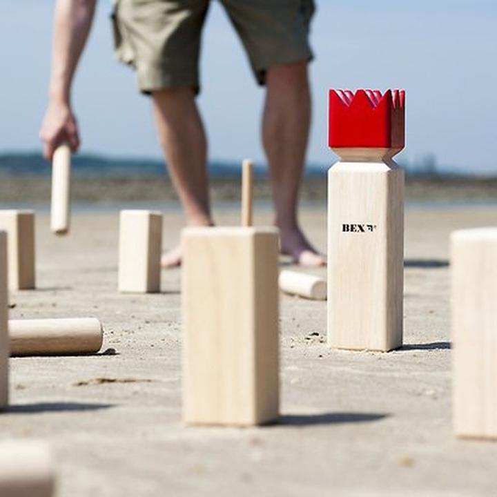 Actual product image Bex Kubb Original Rubberwood with Red King (2 - 12 Players)