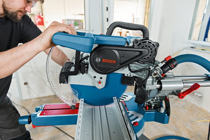 Actual product image Bosch Professional Gcm 12 Sde