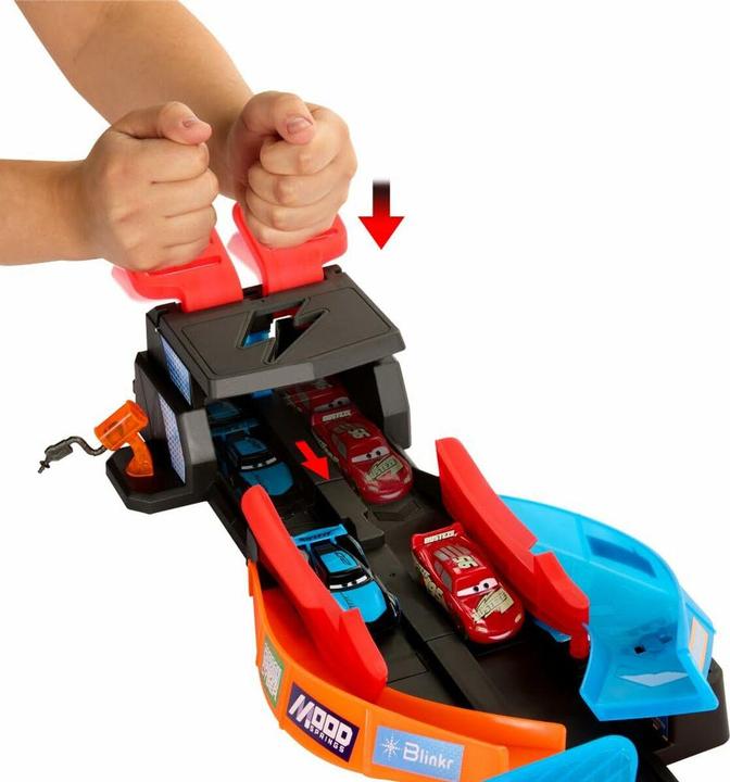 Produktbild Mattel Disney Pixar Cars GITD TRACK SET