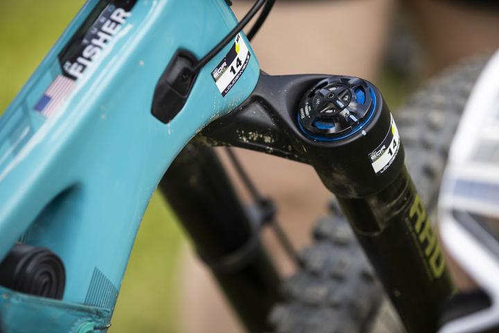 Actual product image Fox INV Podium Factory Suspension Fork, Grip X2, 170mm, 29", 68HT, black ano/kashima (170 mm, Air)