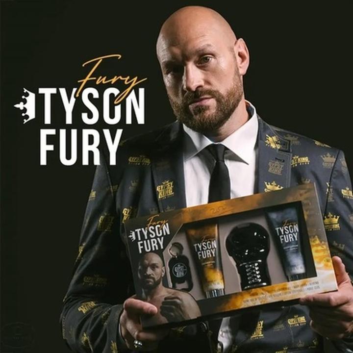 Immagine prodotto Tyson Fury Set regalo 100ml EDT, gel doccia, crema corpo con portachiavi
