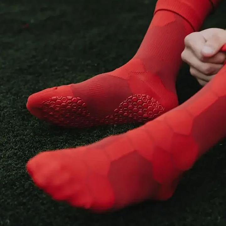 Actual product image NovoSoxx Fussballsocken Gr. 42-47 Grip Socken Fussball Strümpfe GripSoxx Rot (42 - 47)