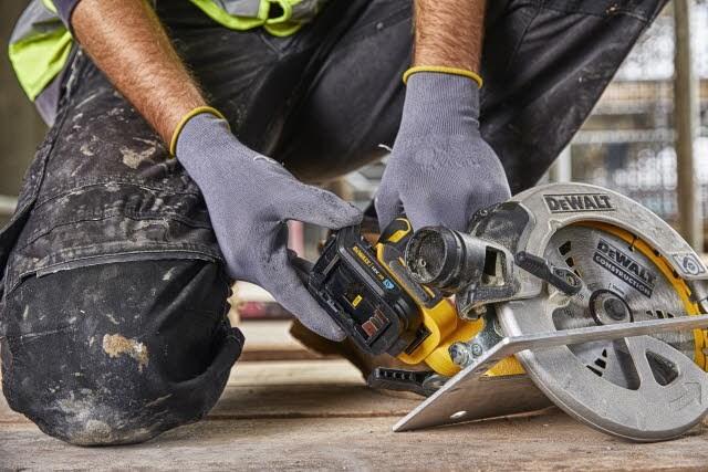 Actual product image DeWalt DCE040-XJ