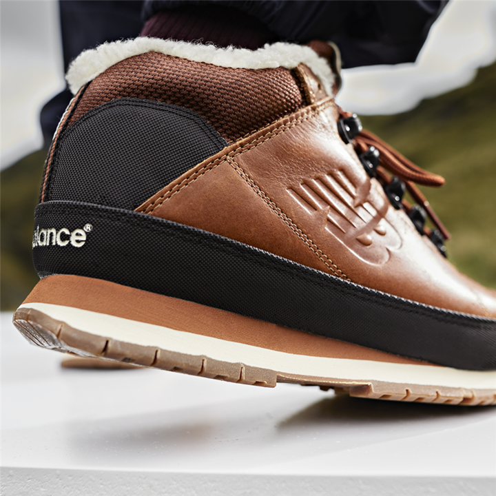 Actual product image New Balance 754 (45)