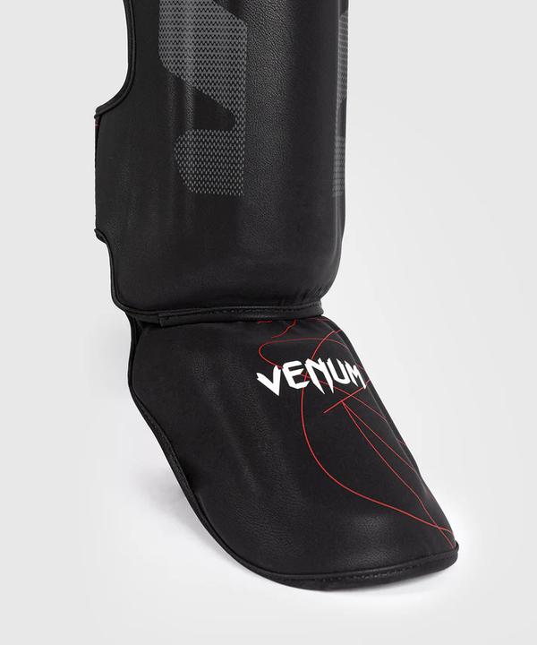 Actual product image Venum Schienbeinschoner Tactical XT Black/Fire Red (L)