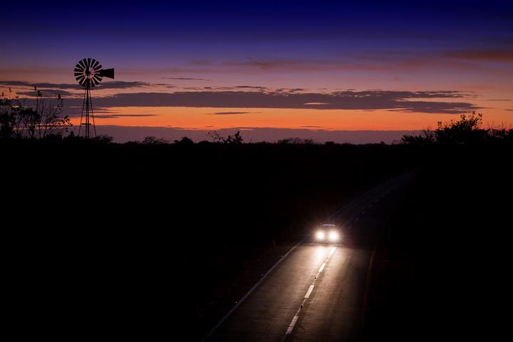 Actual product image Philips H7 Vision Plus S2 (H7)