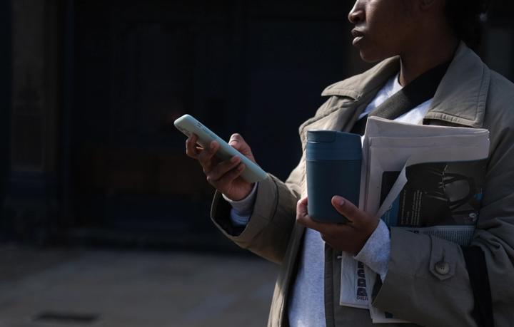 Image du produit Joseph Joseph Sipp Travel Mug 340ml, bleu (0.34 l)