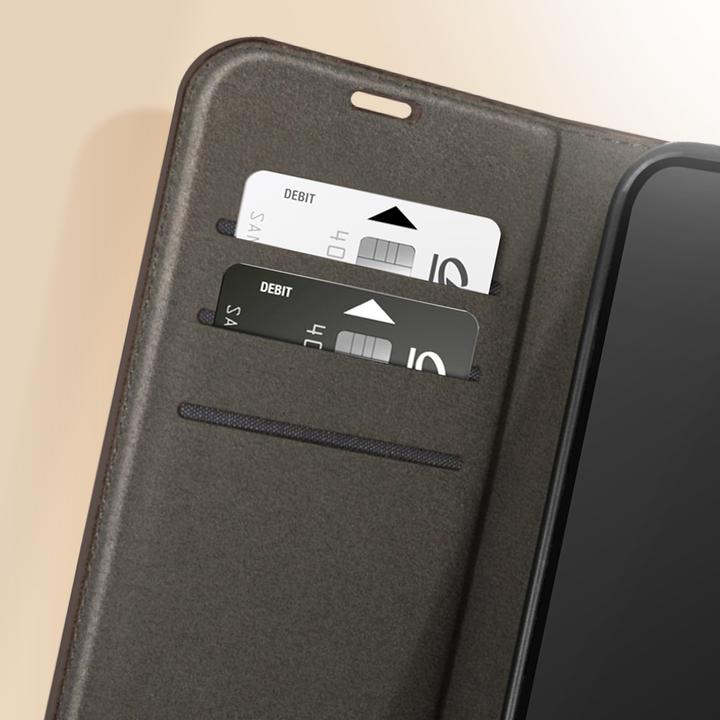 Immagine prodotto Guess GUBKP14XHG4SHW iPhone 14 Pro Max 6.7" brązowy/marrone libro 4G Vintage Gold Logo (Apple iPhone 14 Pro Max)