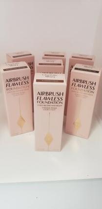 Charlotte Tilbury Liquid Makeup Airbrush Flawless Stays All Day Foundation 30 ml - Shade: 15 Cool (15 Cool)