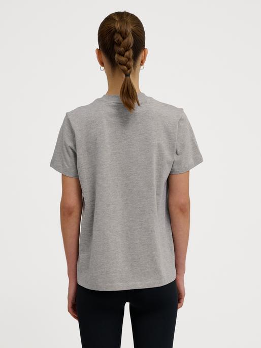 Actual product image hummel hmlPULSE W T-SHIRT (S)