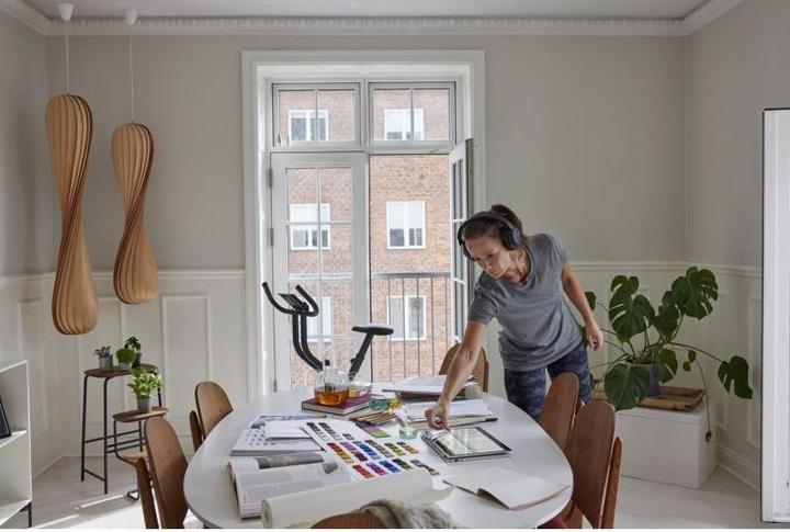 Actual product image Poly Voyager Surround 80 UC USB-C headset + USB-C/A adapter (Wireless, USB-C, Microsoft teams)