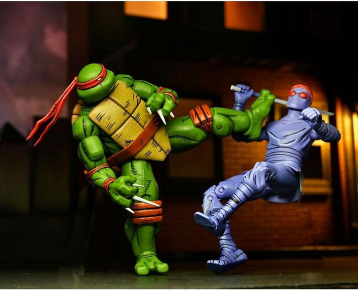 Actual product image Neca Teenage Mutant Ninja Turtles (Mirage Comics) action figure Raphael 18 cm
