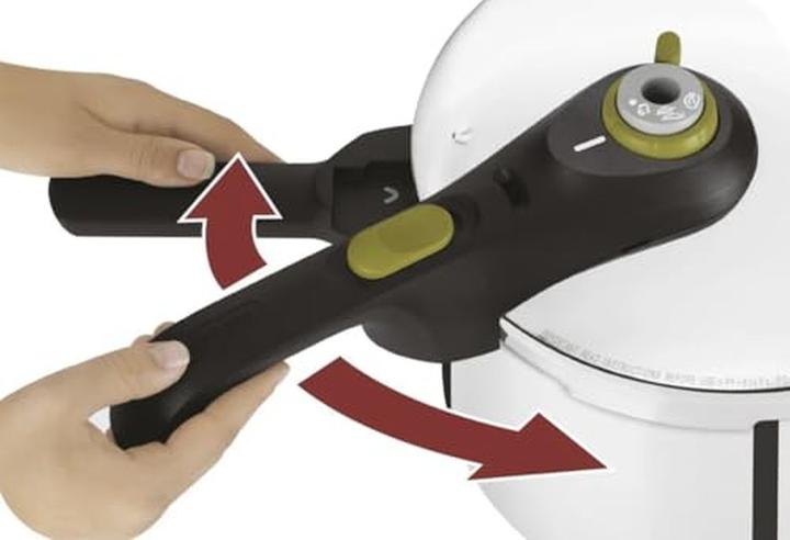 Actual product image Tefal Secure Trendy Schnellkochtopf (22 cm, Steam cooker, Stainless steel)