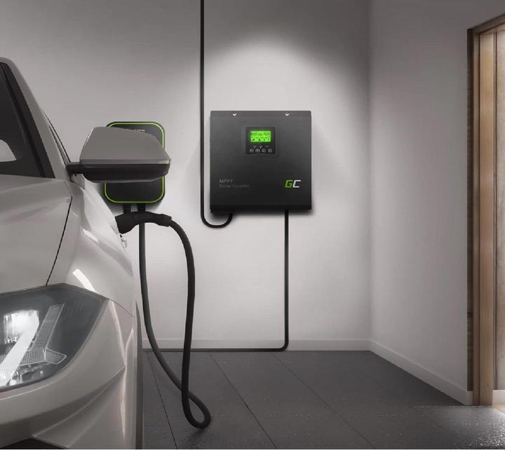Produktbild GreenCell Solar Inverter & MPPT Ladegerät (Solaranlage Montagematerial)