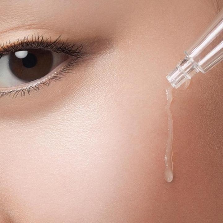 Image du produit Erno Laszlo Traitement lyophilisé ciblé sur les imperfections avec acide salicylique et acide hyaluronique (Gel nettoyant)