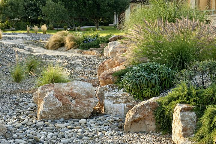 Produktbild Naturstein im Garten (Deutsch, Peter Berg, Petra Reidel, 2012)