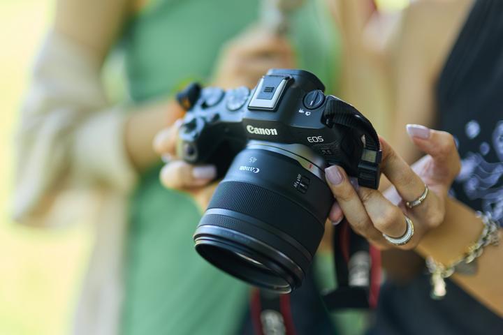 Image du produit Canon RF 45mm F1.2 STM (Canon RF, Plein format)