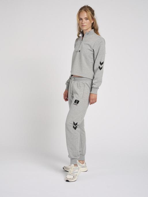 Actual product image hummel Legacy Nikka Cropped Halfzip (XS)
