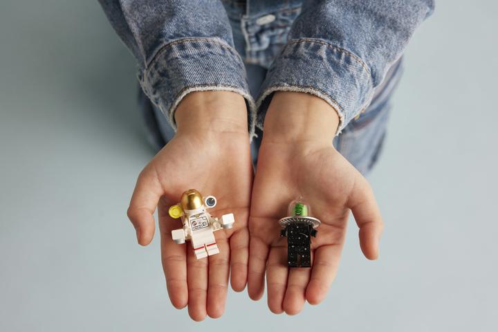 Actual product image LEGO Space minifigures series 26 (assorted - 1 piece) (71046, LEGO Minifigures)