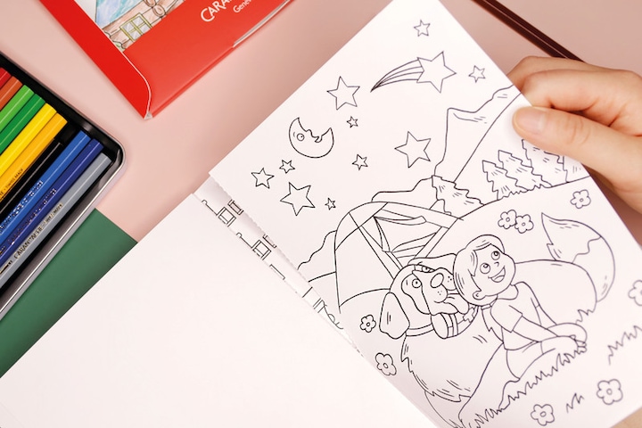 Actual product image Caran d'Ache Swiss Explorer Malbuch