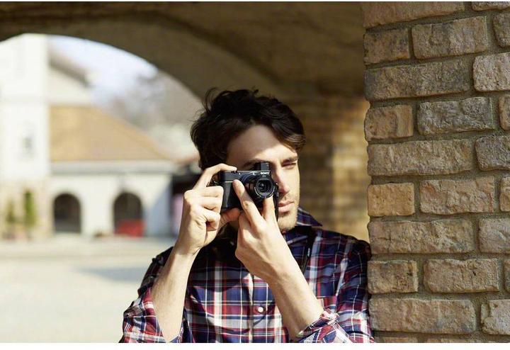 Produktbild Sony Cyber-shot DSC RX100 III (24 - 70 mm, 20.10 Mpx, 1")