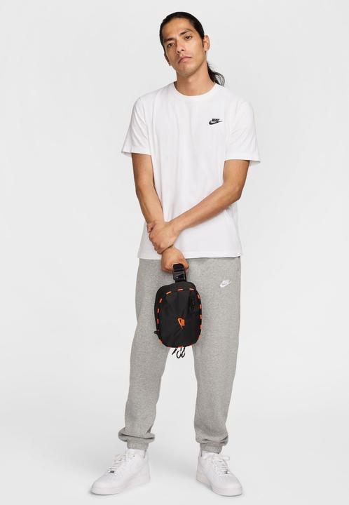 Actual product image Nike Hayward Patrol Crossbody - black/black/safety orange