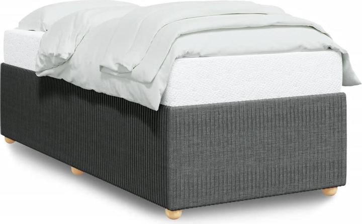 Gris foncé