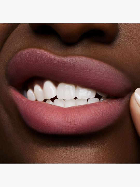 Immagine prodotto MAC Cosmetics Powder Kiss Liquid Lipcolour (988 Un po' domato)