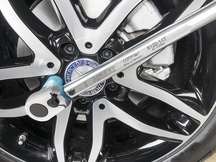 Image du produit HAZET Clé dynamométrique 6122-1CTCAL - Tolérance : 2 % - Carré massif 12,5 mm (1/2") (1/2", 40 Nm, 200 Nm)