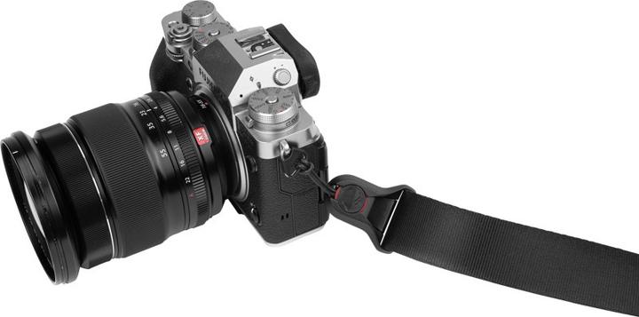 Actual product image Peak Design slide lite (Neck belt, Shoulder strap)