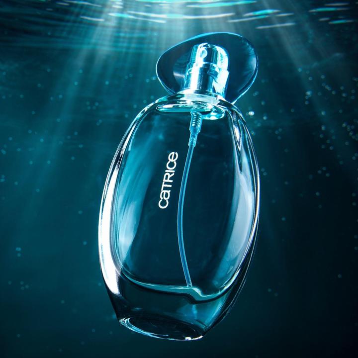 Actual product image Catrice Underwater Secrets (100 ml, Body & hair fragrance spray)