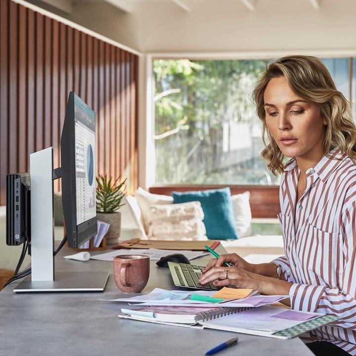 Image du produit HP Elite Mini 800 G9 (Intel Core i7-14700, 16 Go, 512 Go)