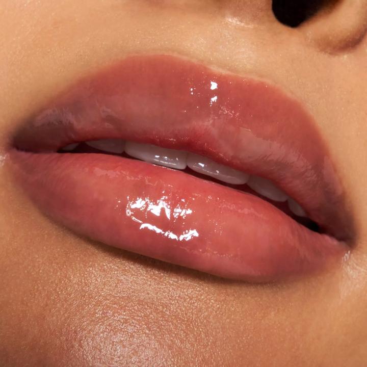 Actual product image Catrice Lip Gloss Melt and Shine 090 Coco Colada (Lip Care Stick)