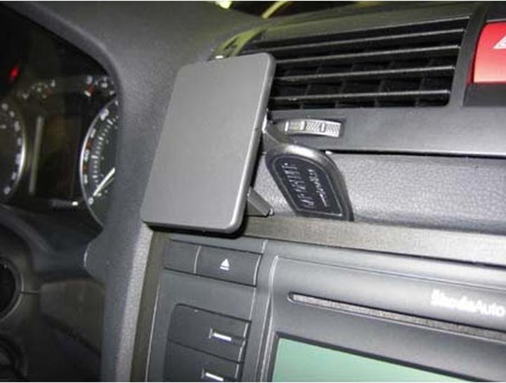 Produktbild Brodit ProClip für Skoda Octavia Modelle - ab Baujahr 2005