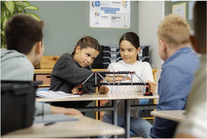 Actual product image Fischertechnik Make the basics of mechanics, statics and physics understandable and sustainable!